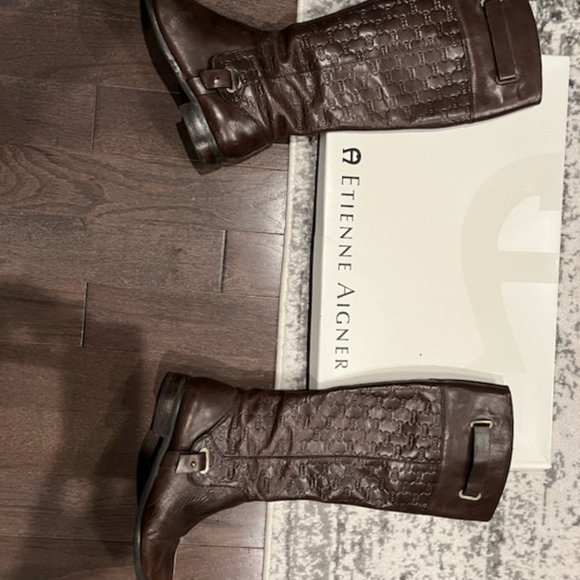 Jacquard Stamp Leather Boots - Picture 4 of 4